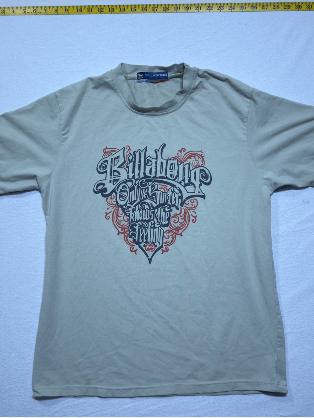 1990s Billabong Men's Beige Graphic Tee